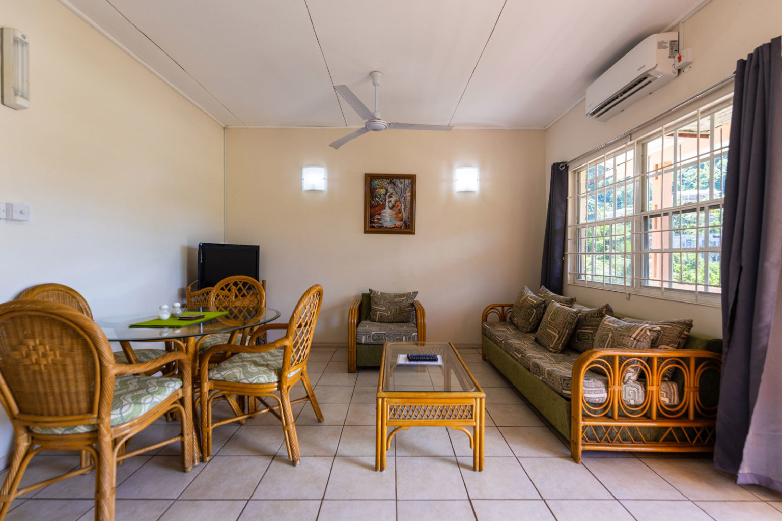 Bougainvillea Simple Stays