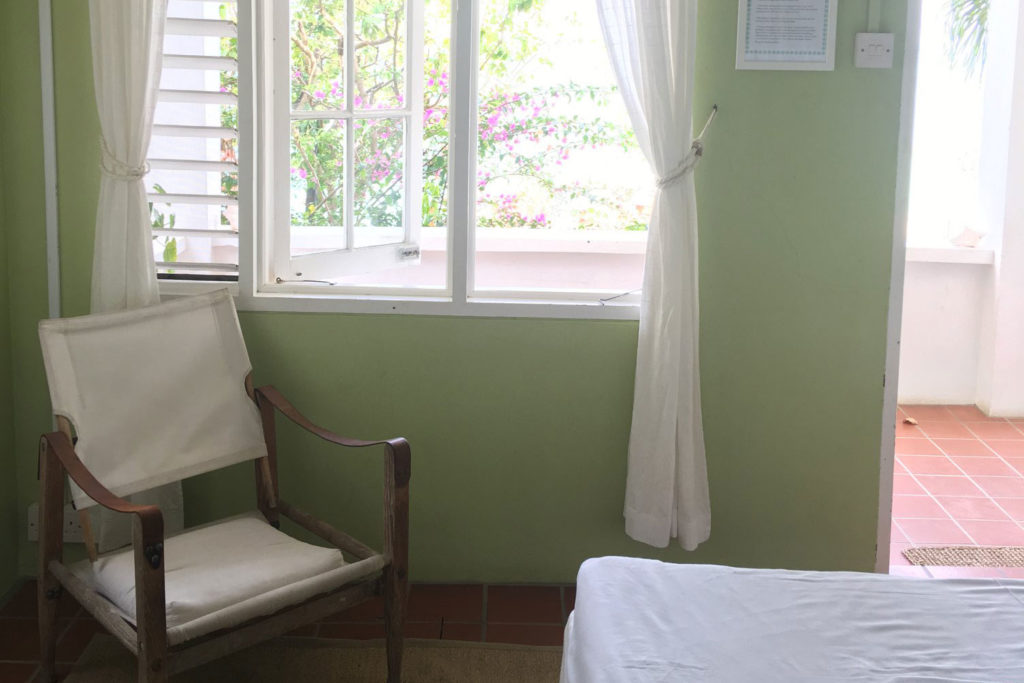 Green Roof Inn Simple Stays